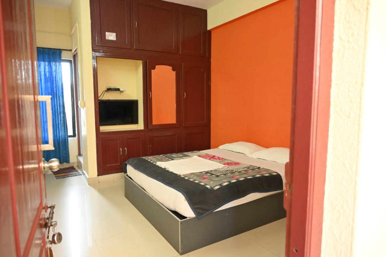 Orange Valley Rooms